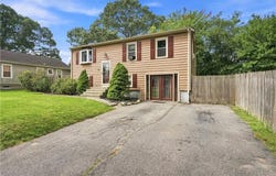 77 Kenneth Avenue, Warwick, RI 02889