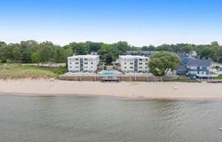 225 North Shore Drive, South Haven, MI 49090