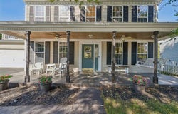 123 Eisenhower Drive, Oswego, IL 60543