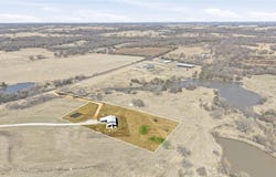 140 Turkey Farm Road, Whitesboro, TX 76273