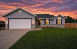 701 Darin Lane, Willard, MO 65781