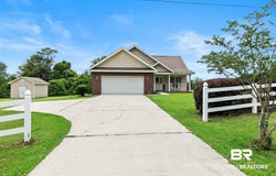 3811 N Century Boulevard, McDavid, FL 32568