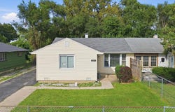 3214 Mcbreen Avenue, Robbins, IL 60472