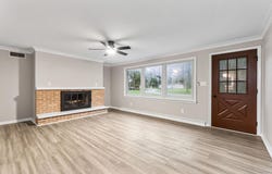 5009 Woodford Drive, Fort Wayne, IN 46835-1405