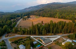 1024 Sagle Rd, Sagle, ID 83860