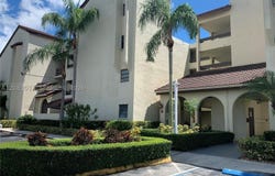 8933 SW 123rd Ct, Miami, FL 33186