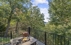 54490 E 328 Road, Jay, OK 74346