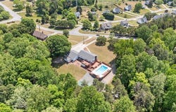 786 Central Road, Clemmons, NC 27012