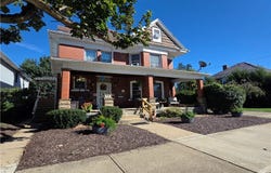220 Grace Ave, Canonsburg, PA 15317