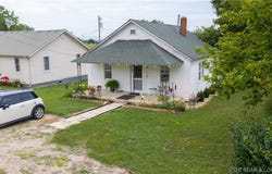309 E Main Street, Richland, MO 65556