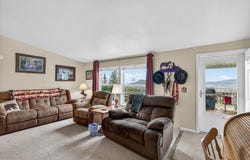 483 Wren Ridge Drive, Eagle Point, OR 97524