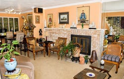 6484 State Road, Parma, OH 44134