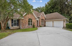 912 E Riverview Drive E, St. Marys, GA 31558