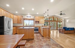 72817 PALMER JUNCTION Rd, Elgin, OR 97827