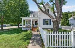 105 N Main Street, Seneca, IL 61360