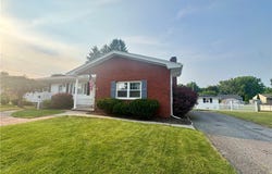 11 Cottrell Street, Auburn, NY 13021