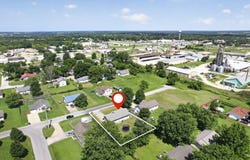712 S Chestnut Street, Buffalo, MO 65622