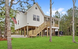 6015 Choctaw Pl, Kiln, MS 39556