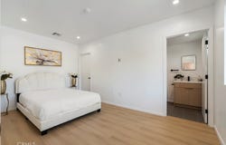 2517 Alsace Avenue, Los Angeles, CA 90016