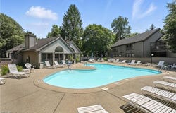 1293 Redtail Hawk Drive, Boardman, OH 44512