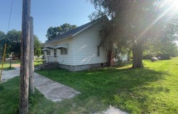 415 Chatham, Portis, KS 67474