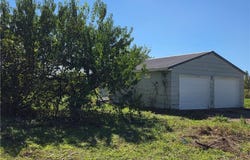 37780 Pleasant Valley Road, Osawatomie, KS 66064