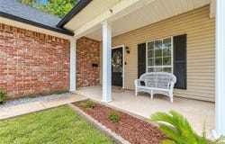 3221 SKYLINE Drive, Pineville, LA 71360