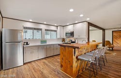 3536 Winchester Road, Overgaard, AZ 85933
