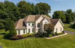 8 JESSE CT, GLEN MILLS, PA 19342