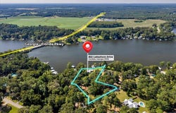 822 Lakeshore Dr, Cordele, GA 31015