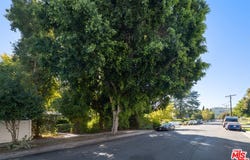 4480 Colbath Ave, Los Angeles, CA 91423