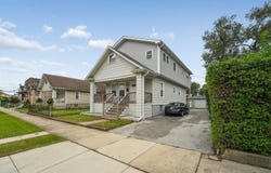 5436 S 73rd Court, Summit, IL 60501
