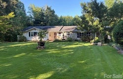 255 Glengarnock Road, Tryon, NC 28782