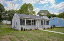 4 Hill Cir, Lexington, VA 24450