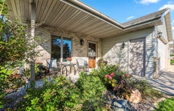 320 E EVERGREEN Drive, KAUKAUNA, WI 54130