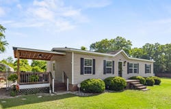 910 Beasleys Mill Road, Warsaw, NC 28398
