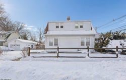 185 Park Ave, Passaic City, NJ 07055-4461