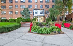 99-40 63rd rd, Rego Park, NY 11374