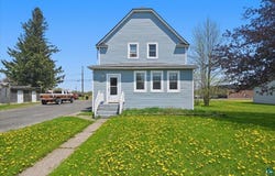2811 E 3rd St, Superior, WI 54880