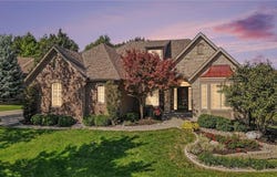 10230 N Prospect Avenue, Kansas City, MO 64155