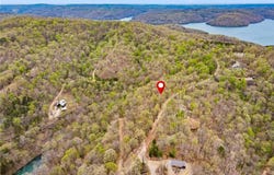 Tract 16 CR 1562 lot: 16, Eureka Springs, AR 72632