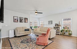 44 Harvest Dance Drive, Byhalia, MS 38611