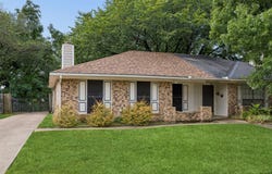 118 E Denton Drive, Euless, TX 76039
