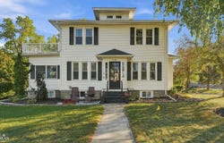 515 Adams Street, Saint Clair, MI 48079