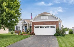 228 Weeping Willow Run Drive, Johnstown, OH 43031