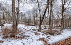 Eagle Path lot: 28, Bushkill, PA 18324