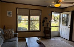3 Ocean View Dr, Ocean View, NJ 08230