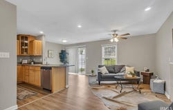 3504 S Oaklawn Circle, Bloomington, IN 47401-8560
