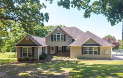 1415 Thomas Hill, Alma, AR 72921