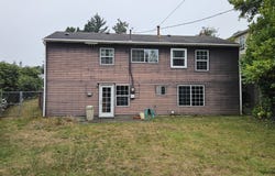1749 JUNIPER Ave, CoosBay, OR 97420